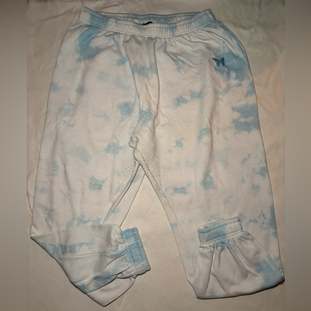 Tie dyed blue & white Pretty Little Thing sweatpants